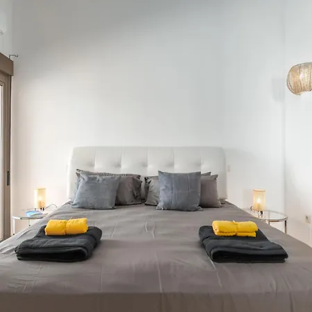 Magnificent Casa Cerro Colorado Apartment *
